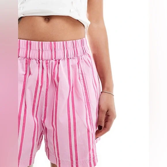 FREE PEOPLE GET FREE PULL ON STRIPED SHORTS - Picture 8 of 9